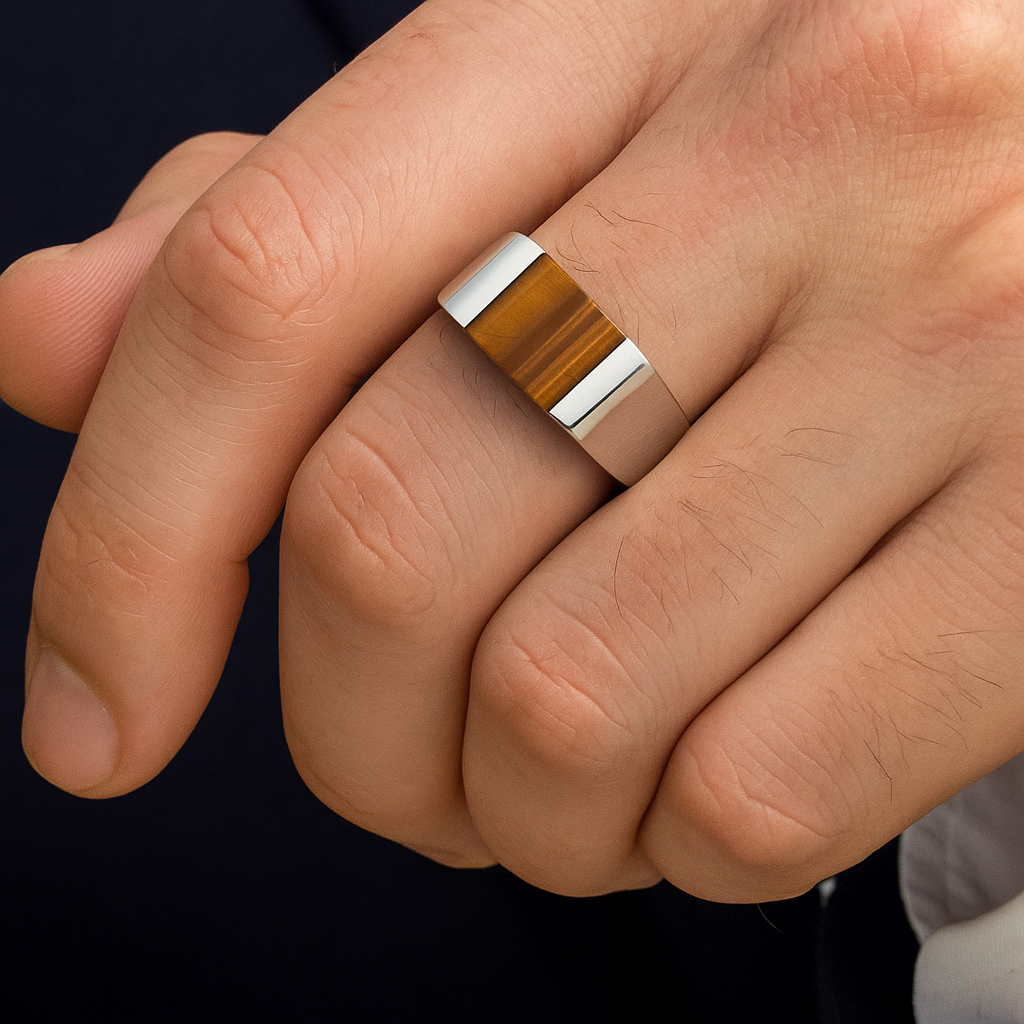 The Crest Signet – Rectangle Gemstone Ring